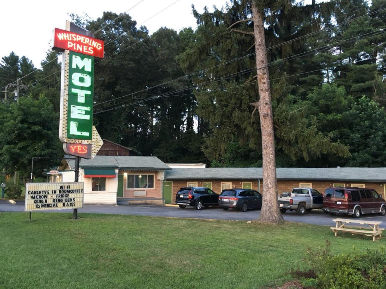 Whispering Pines Motel - Asheville Dış mekan fotoğraf